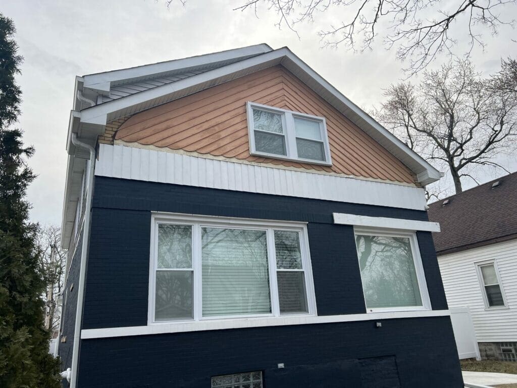 GUTTERS ENRIQUEZ LLC Siding Repairs Chicago Illinois
