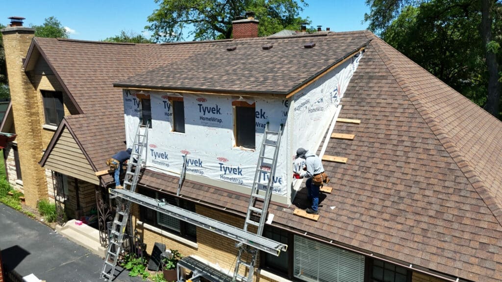 james siding service james Hardie siding installation in Chicago Illinois by Gutter Enriquez llc